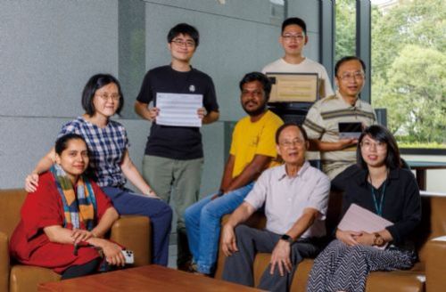 <span>2023 Awardees</span><div>Academician </br>Wen-Hsiung Li</div>